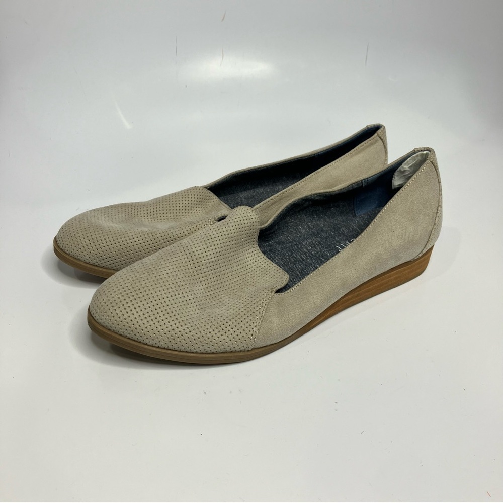 Dr. Scholl’s Dawned perforated slip on shoes size‎ 8